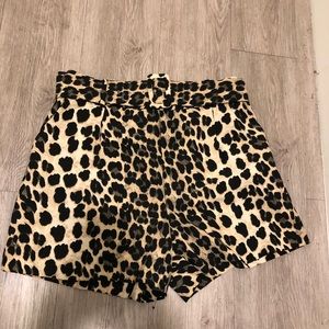 Cheetah print shorts with belt